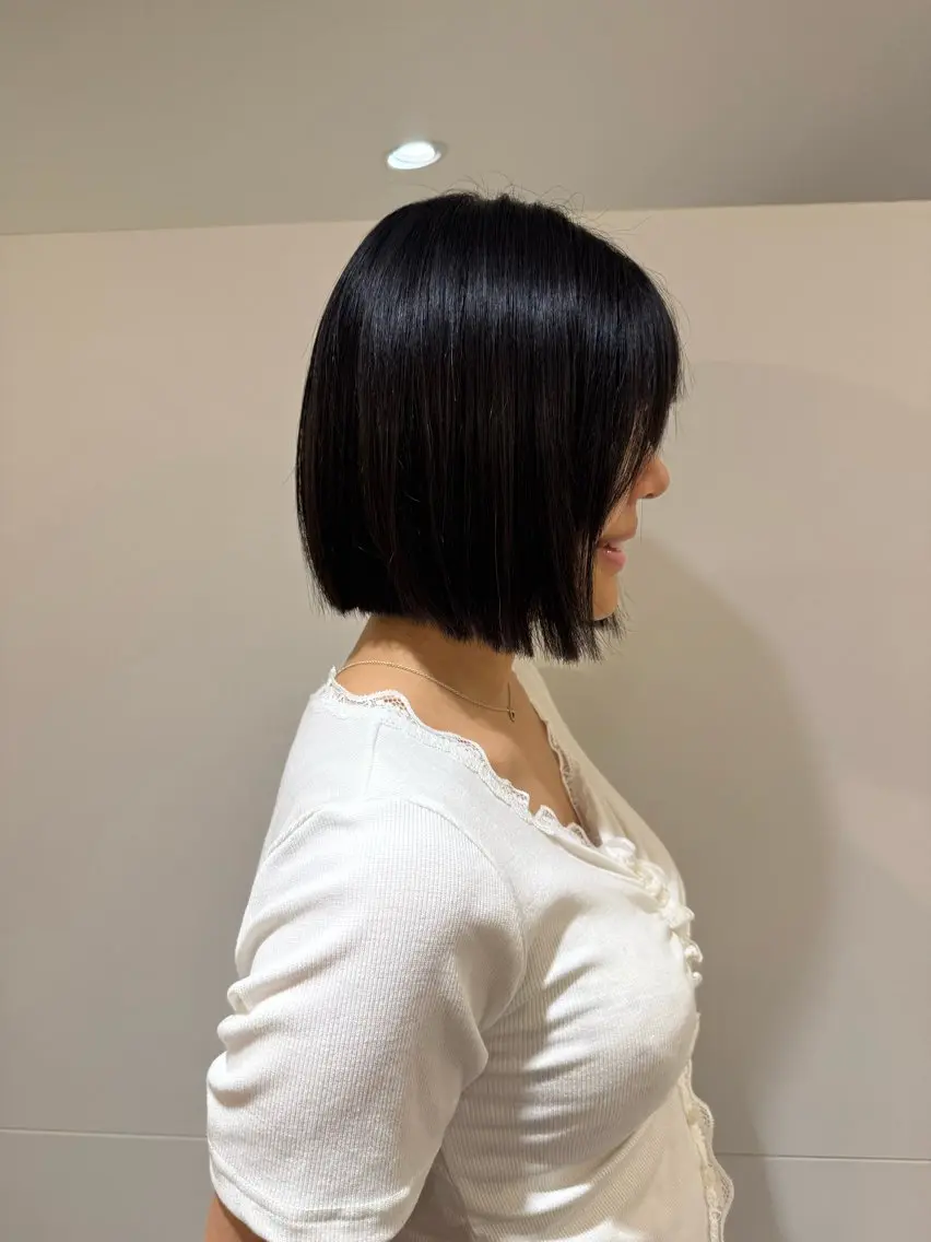ショート ボブ カット トリートメント 柘植 里那のヘアスタイル