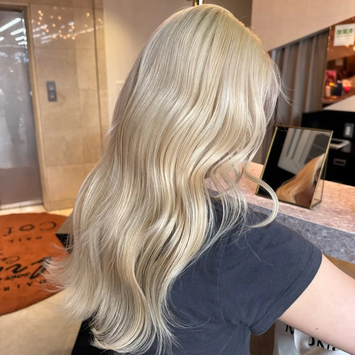 ロング カラー ヘアアレンジ カット ヘアカラー 韓国×艶髪 さきのヘアスタイル