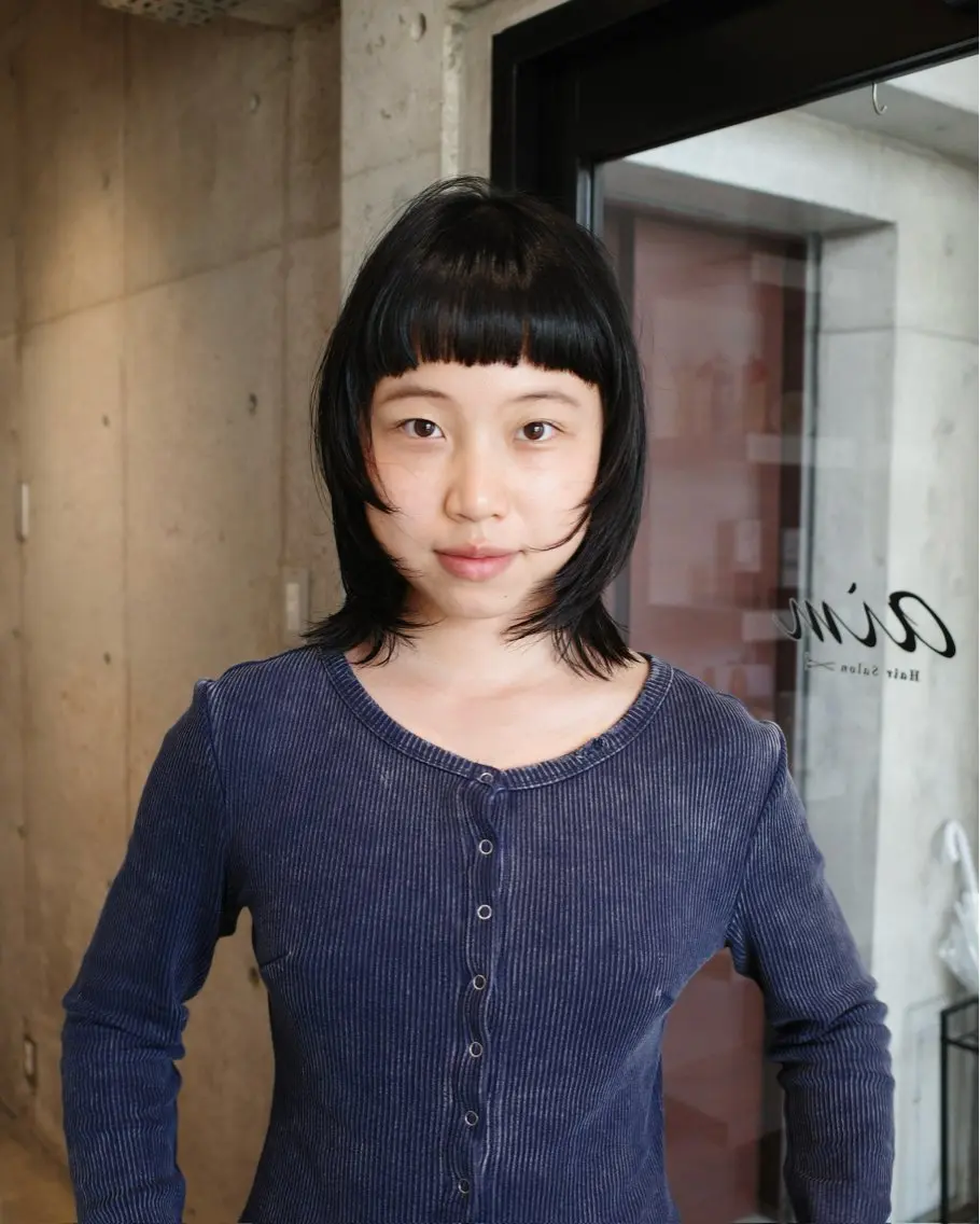 ミディアム レイヤーカット 宮崎 恵多のヘアスタイル