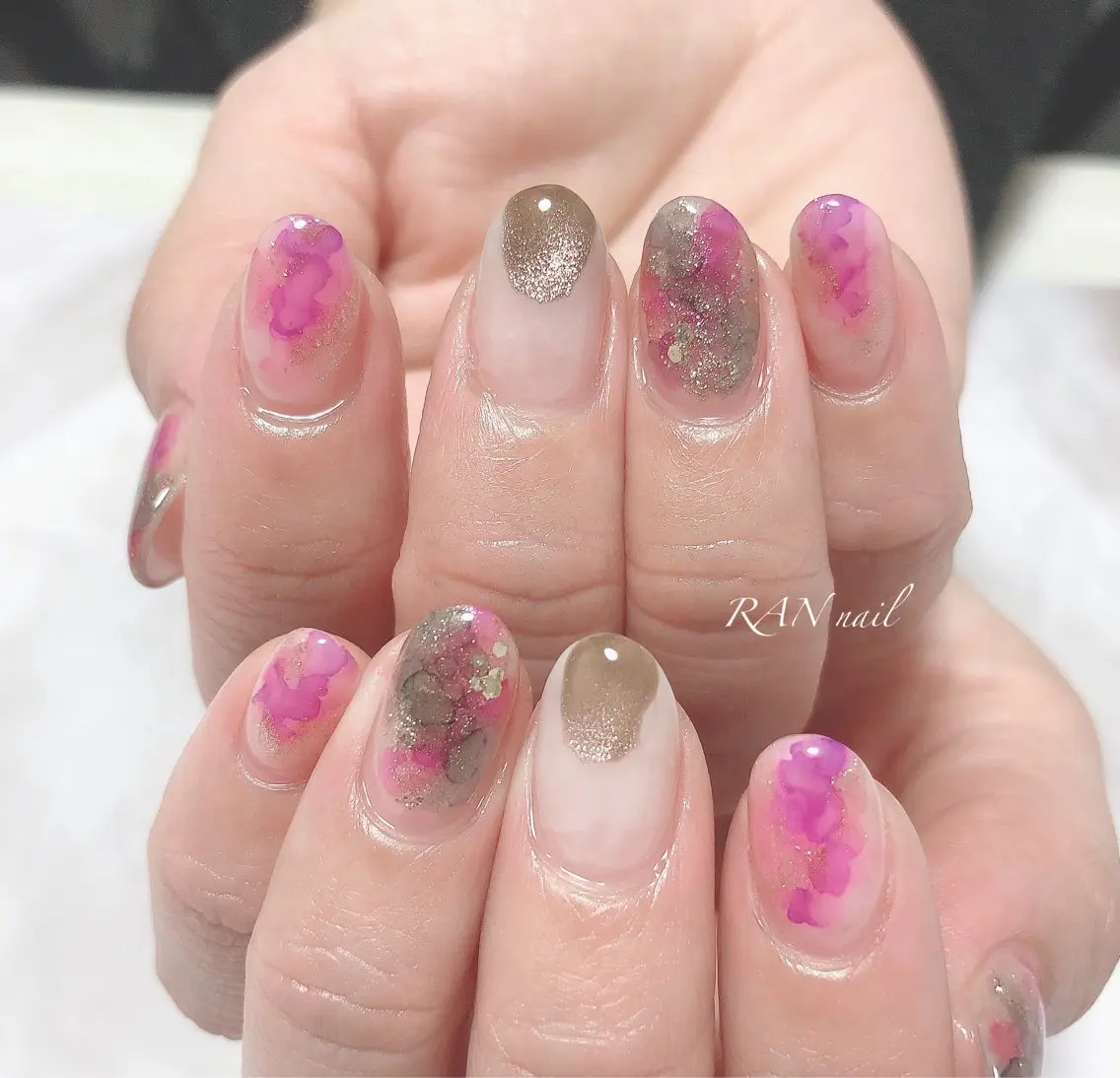 ネイル アートネイル マグネットネイル ニュアンスネイル ピンク 春ネイル RAN nailのネイルデザイン