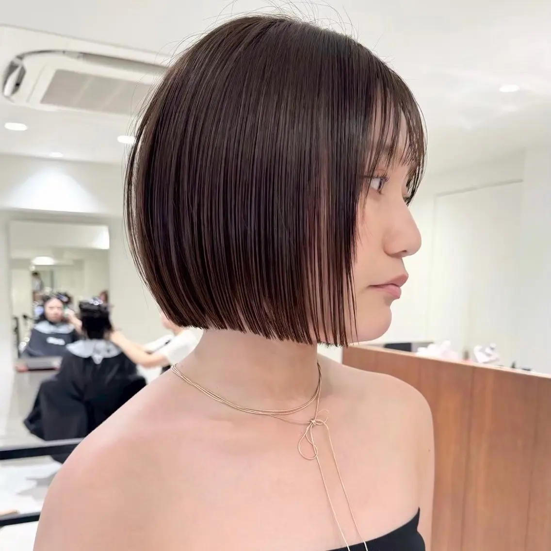 ショート カラー 内大久保 列夏のヘアスタイル