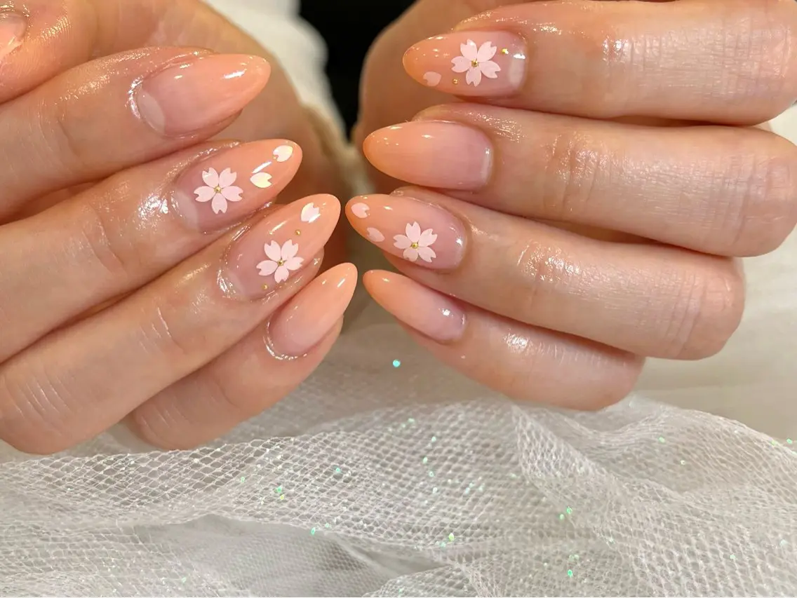 ネイル ハンドネイル Cleo伏見店🌿 Momokaのネイルデザイン