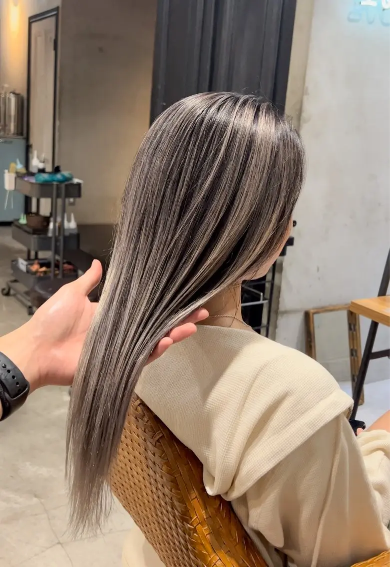 ミディアム カラー カット ヘアカラー トリートメント 海外デザイン🇺🇸 石渡諒太のヘアスタイル