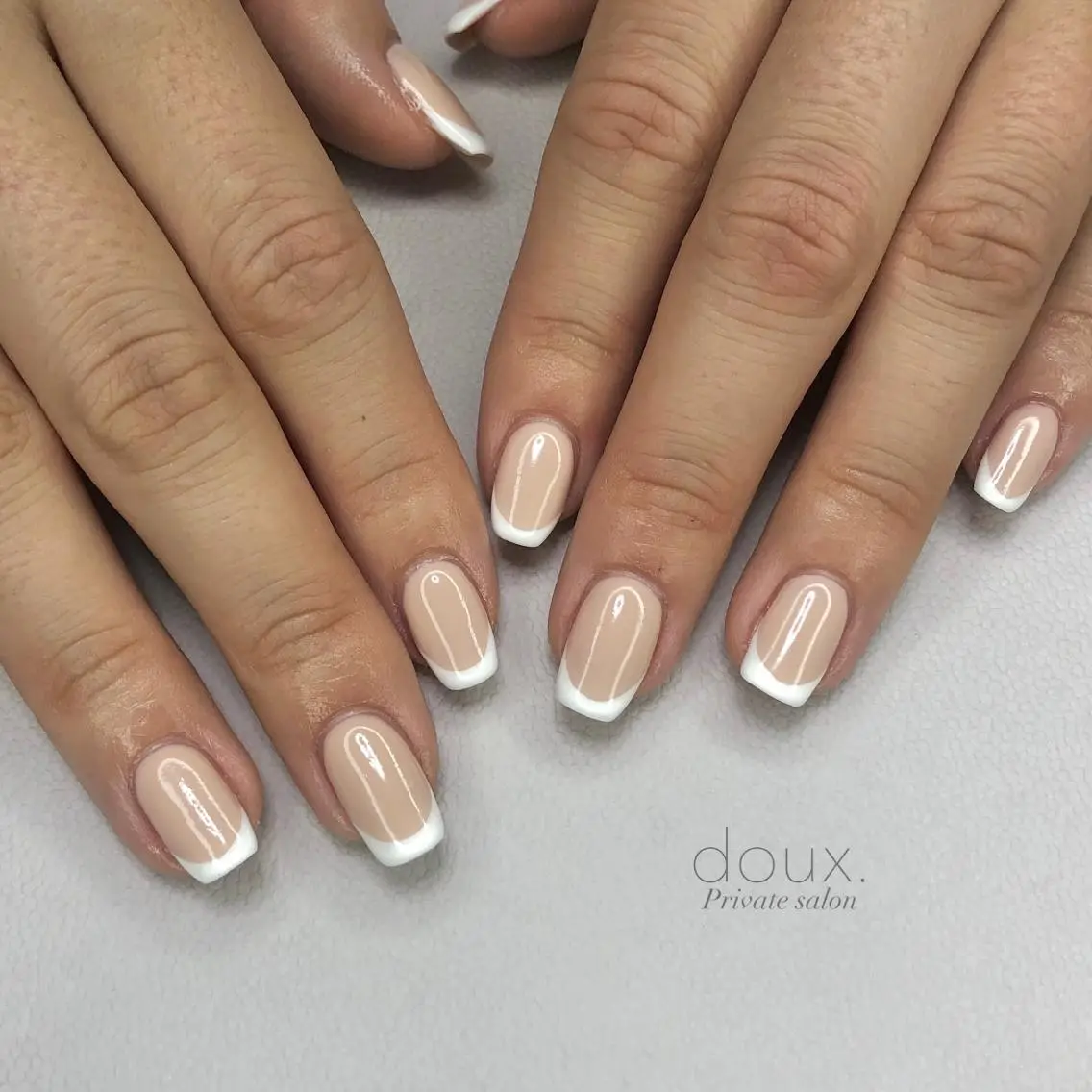 ネイル フレンチネイル ハンドネイル doux. nailのネイルデザイン