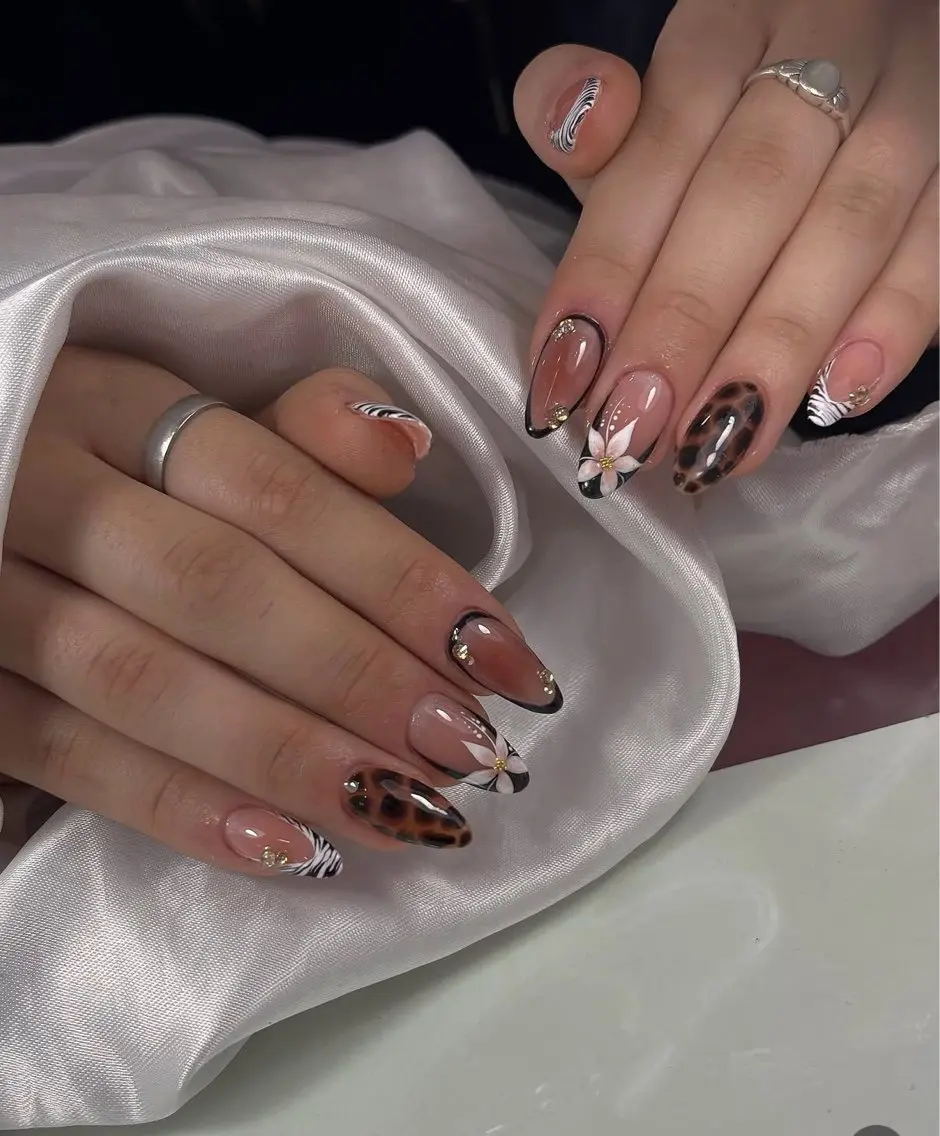 ネイル ハンドネイル AMI  NAIL 池袋のネイルデザイン