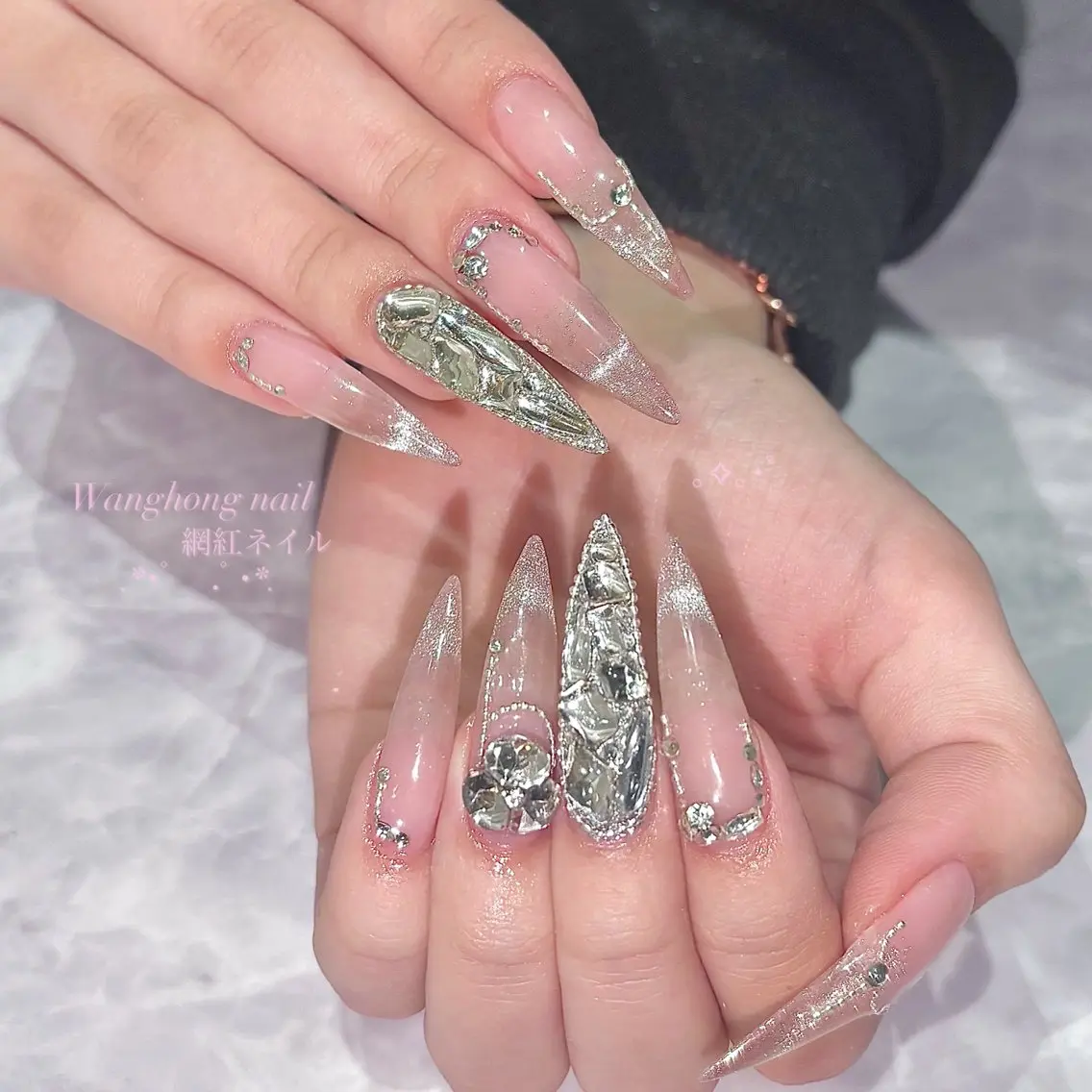ネイル fein. rion🩷のネイルデザイン