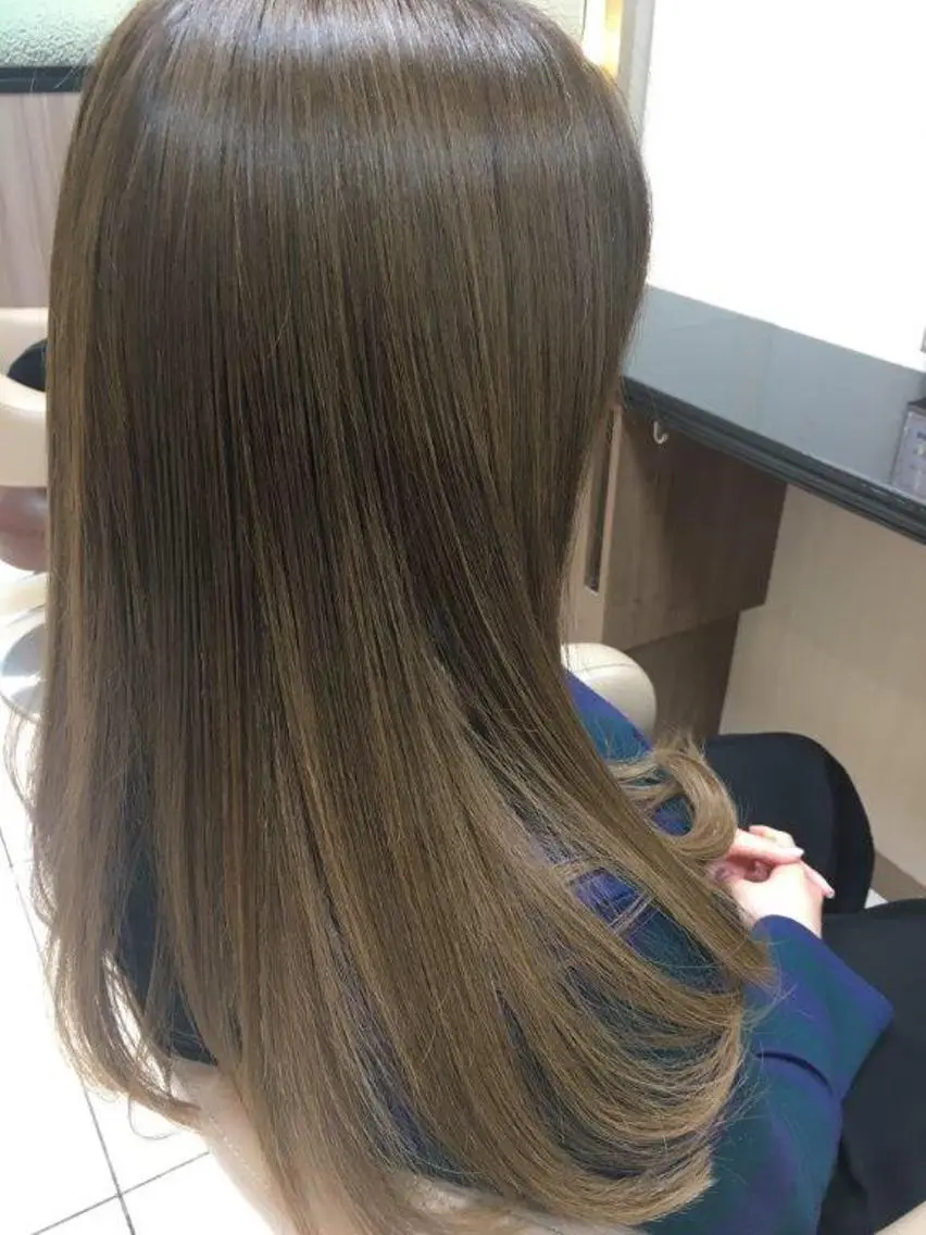 クセをおさめる縮毛矯正の写真