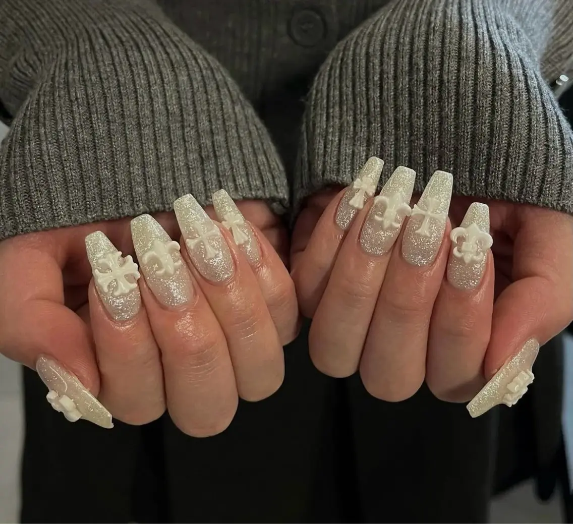 ネイル ハンドネイル BERA NAILSのネイルデザイン