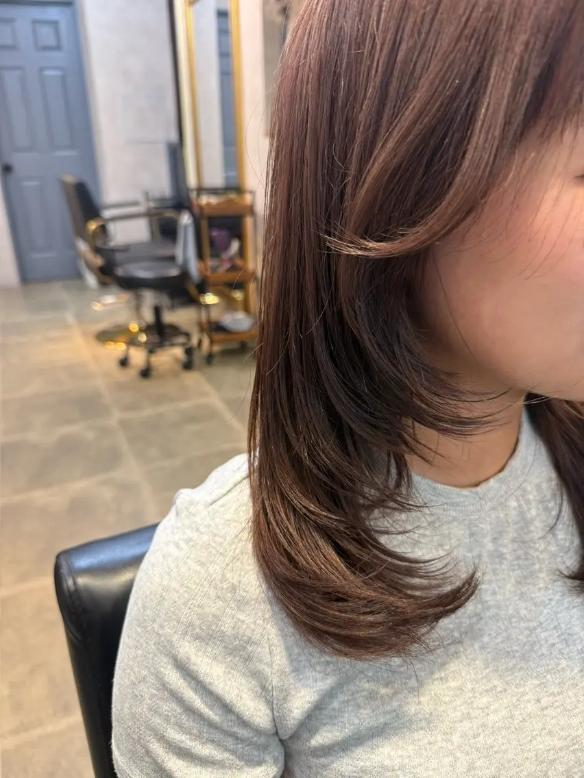 セミロング カラー ブラウンカラー レイヤーカット カット ヘアカラー maco /カラー・縮毛矯正のヘアスタイル