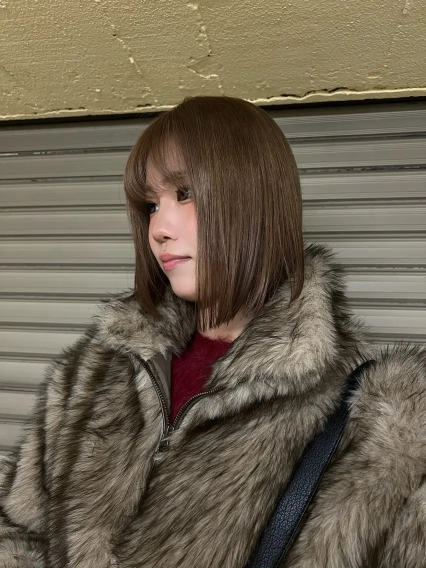 カラー ブリーチ bebeko kaedeのヘアスタイル