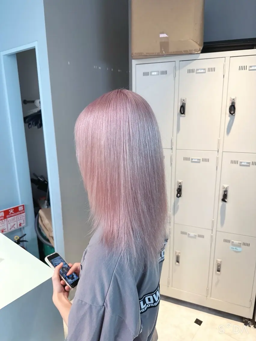 カラー ヘアカラー 韓国風艶カラー🪽 yuuna🪽🍨のヘアスタイル