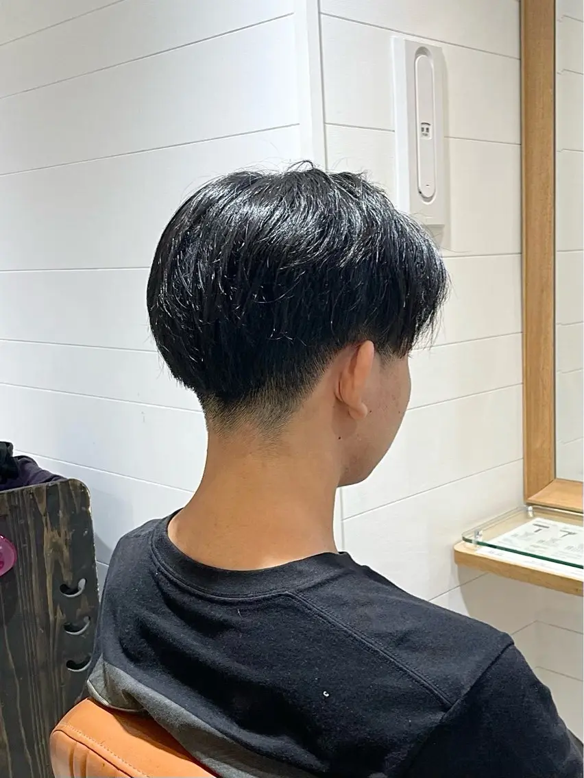メンズ カット 🐝メンズハイライト …Rioのヘアスタイル