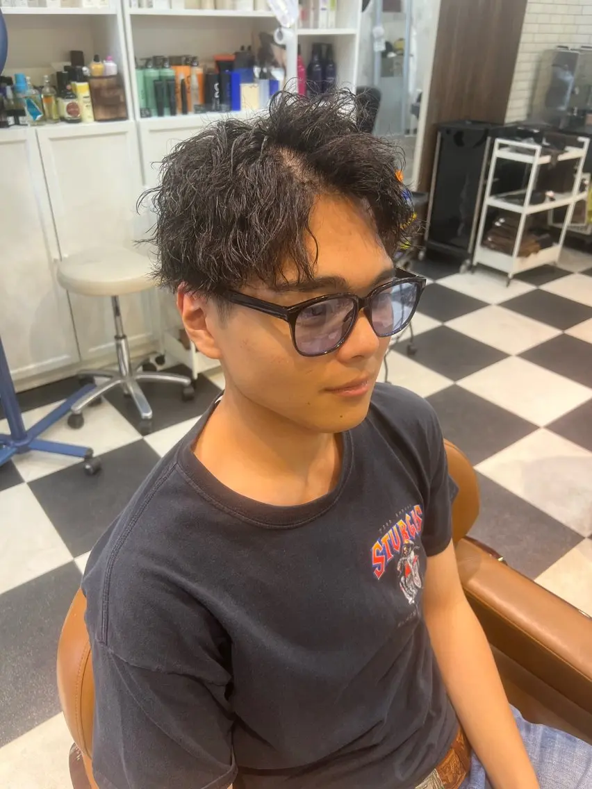 ✨️メンズミニモ限定✨️　　　　　　　　　　　　　　　　　カット＋フェザーパーマ＋Aujuaトリートメントの写真