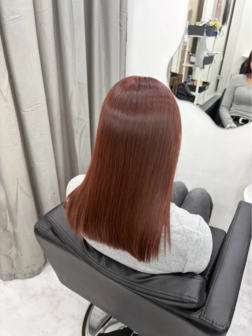 ロング カラー 有馬 陽菜のヘアスタイル