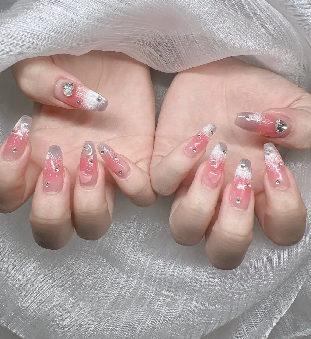 ネイル 長さ出し グラデーション キラキラネイル マグネットネイル ニュアンスネイル Lee Nails チップ長さだし専門店のネイルデザイン