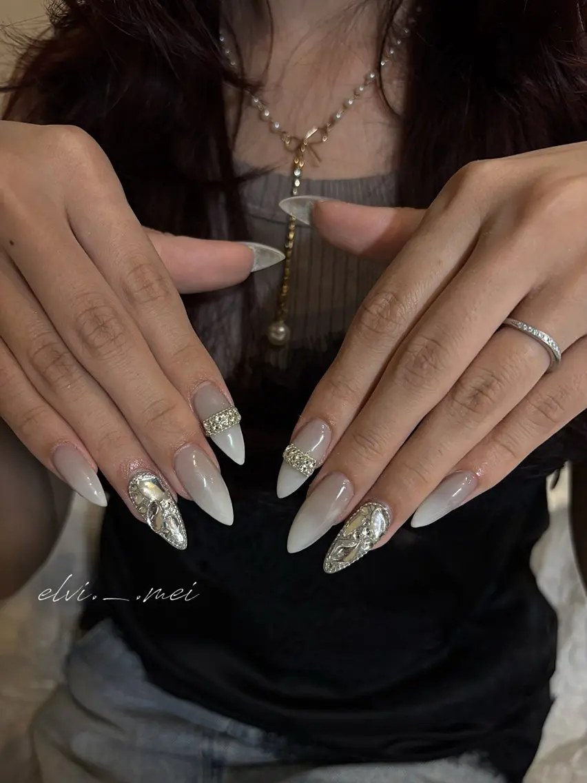 ネイル ハンドネイル SALON ELVI ｜Meiのネイルデザイン