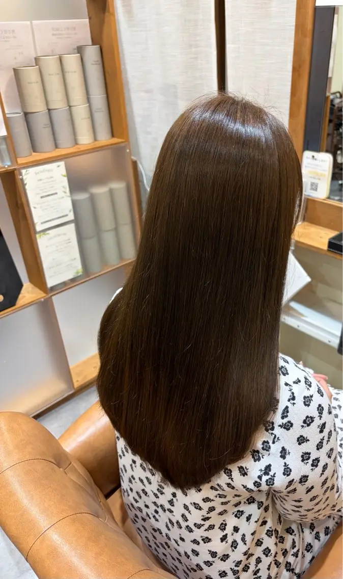 ロング トリートメント ヘアカラー 白谷 沙樹のヘアスタイル