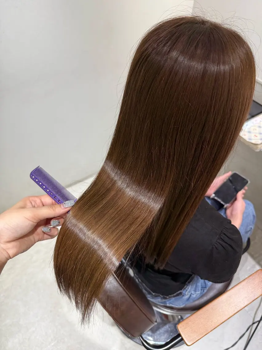 ロング 髪質改善 トリートメント ヘアカラー トリートメント 艶髪カラー🫧 髪質改善🪽萩原のヘアスタイル