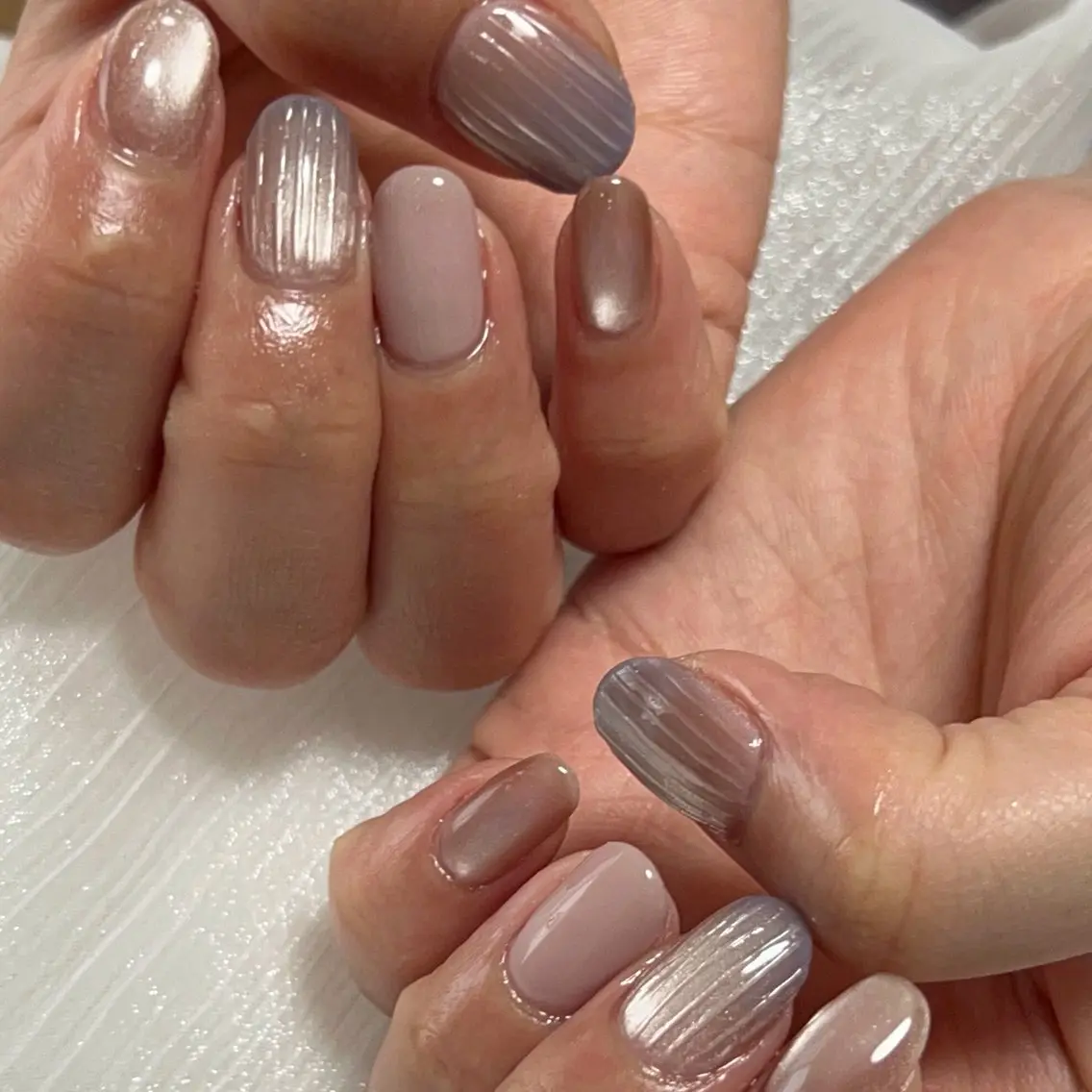 ネイル オーロラネイル フットネイル フレンチネイル ジェルネイル マグネットネイル ハンドネイル kiki nail &brow二子玉川のネイルデザイン