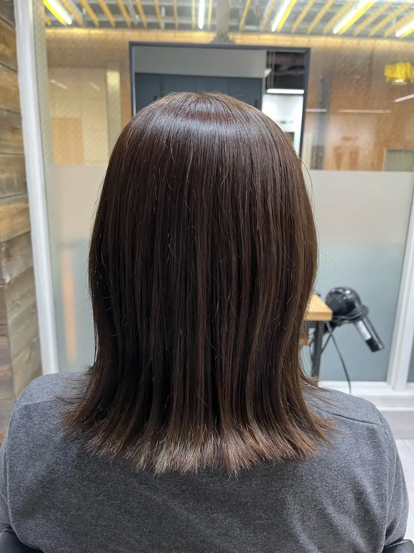 ミディアム カラー ブリーチ 透明感カラー グレージュ ブリーチなしカラー アイバ シュンのヘアスタイル