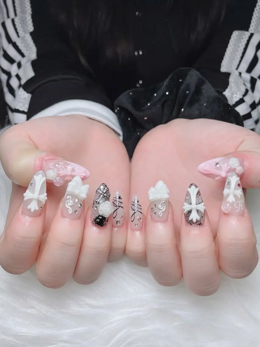 ネイル オーロラネイル ボルドー ブラウン 氷ネイル・うるうるネイル キラキラネイル ハンドネイル Sora  Nail 長さ出し専門店のネイルデザイン