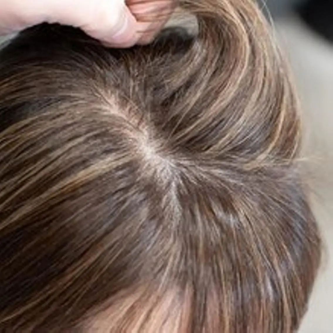 ミディアム カラー 透明感カラー ハイライトカラー ハイライト カット ヘアカラー トリートメント 山本 智也のヘアスタイル