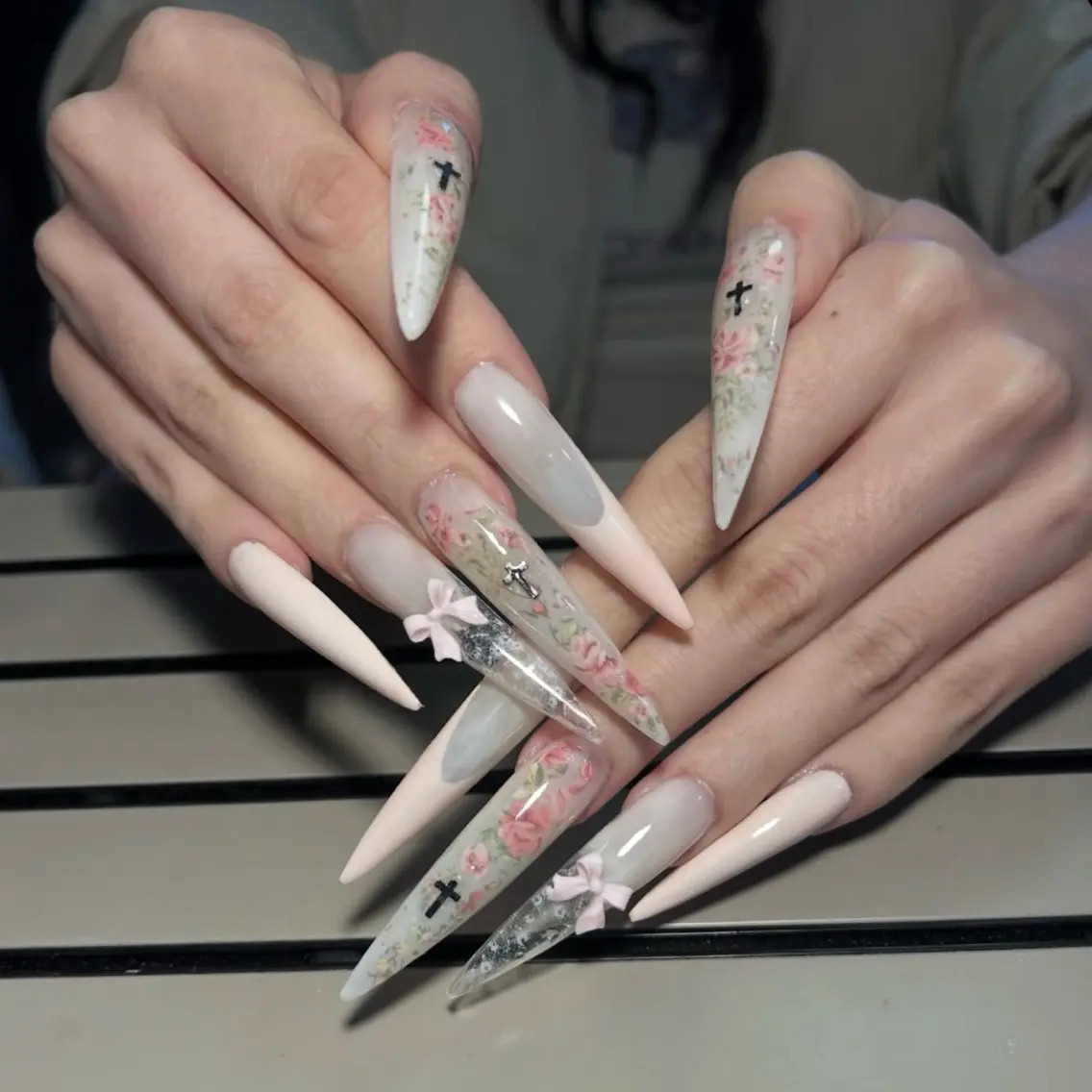 ネイル ロングネイル ハンドネイル Julli NailStudioのネイルデザイン