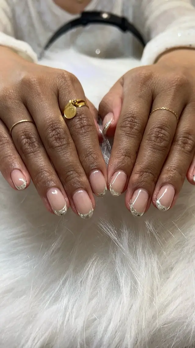 ネイル フレンチネイル ガラスフレンチ ハンドネイル BLUME yukiのネイルデザイン