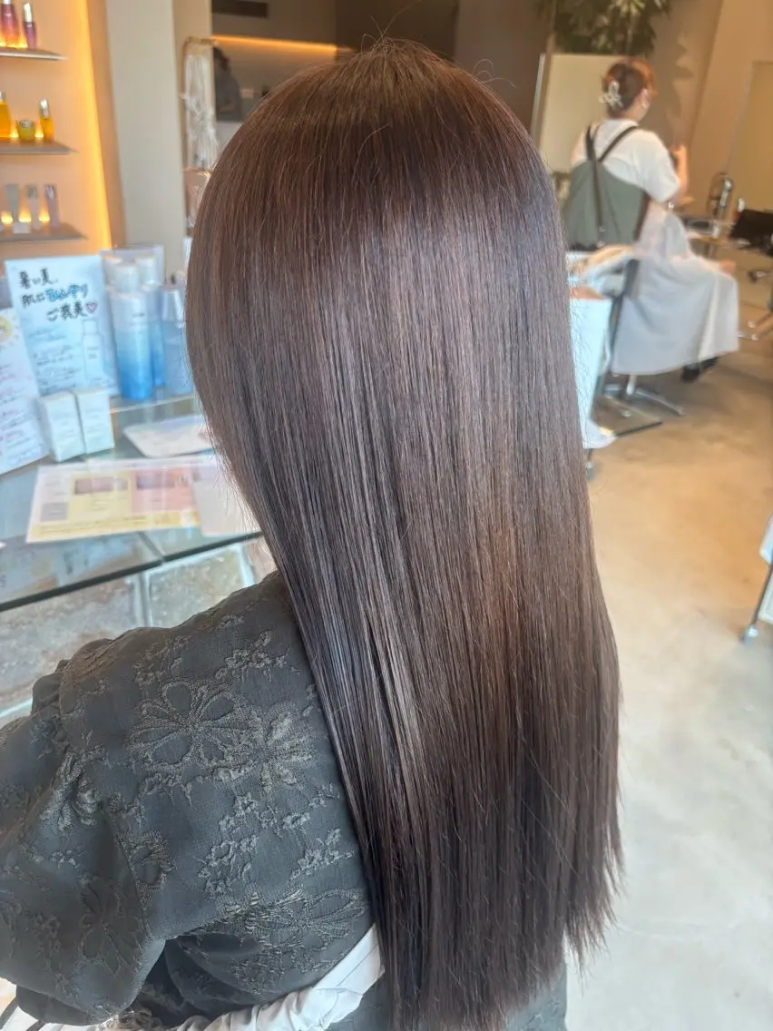 カラー 坂本 温のヘアスタイル