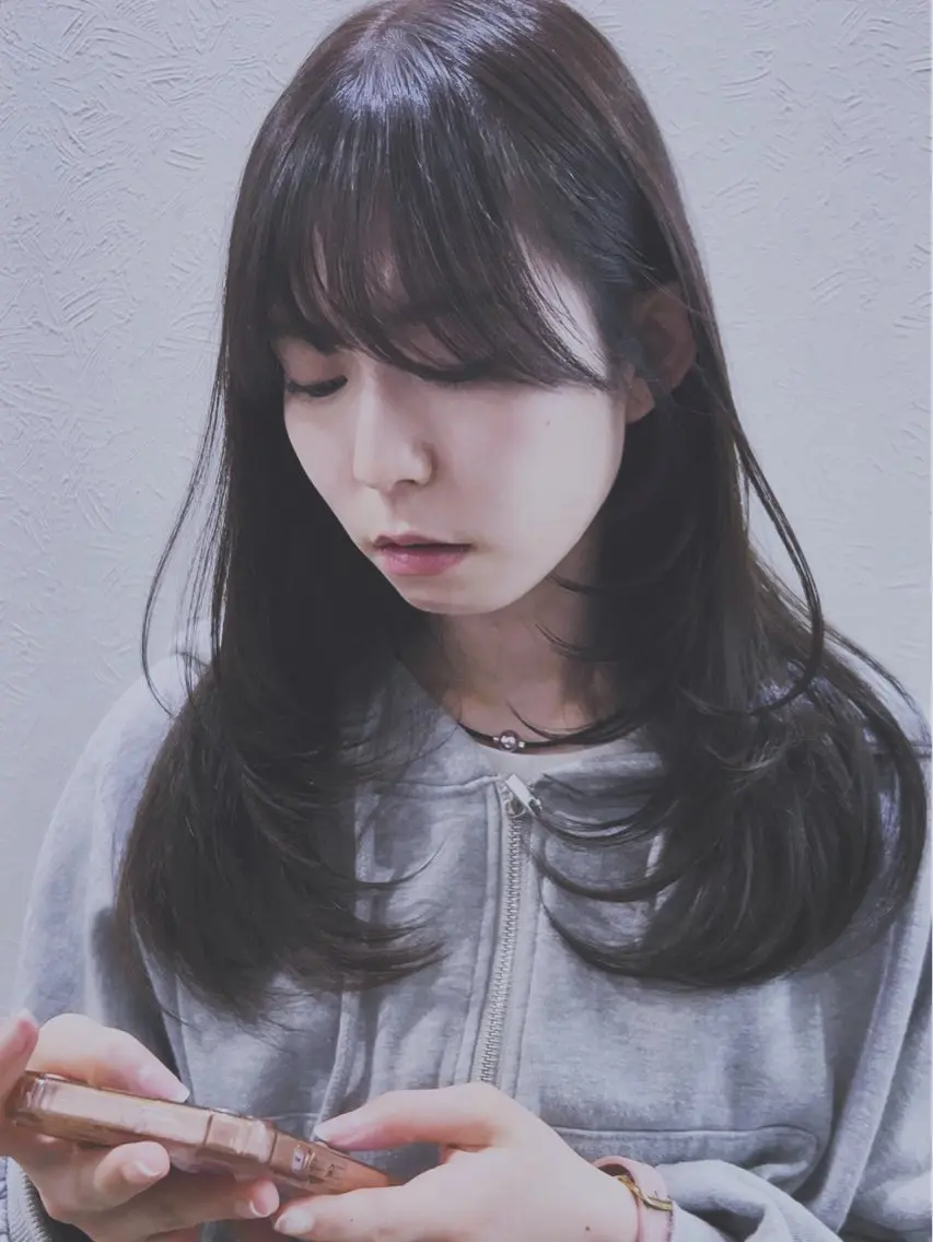 ロング カット ヘアカラー トリートメント レイヤーカット｜高崎 ｜艶カラー｜剣持友希のヘアスタイル