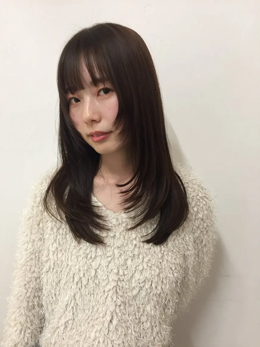 セミロング カット 松林 芽依のヘアスタイル