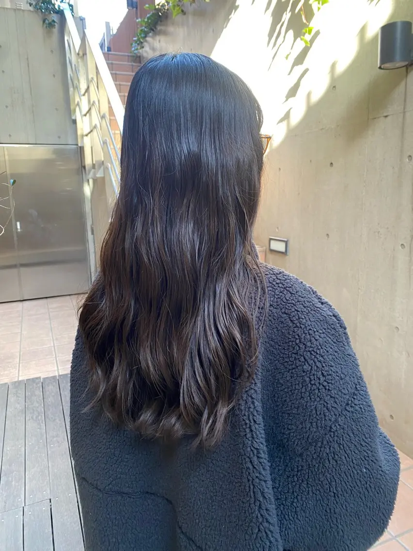 ロング カット パーマ トリートメント 大人可愛い♡コテ巻き パーマ🌼杉田 萌恵のヘアスタイル