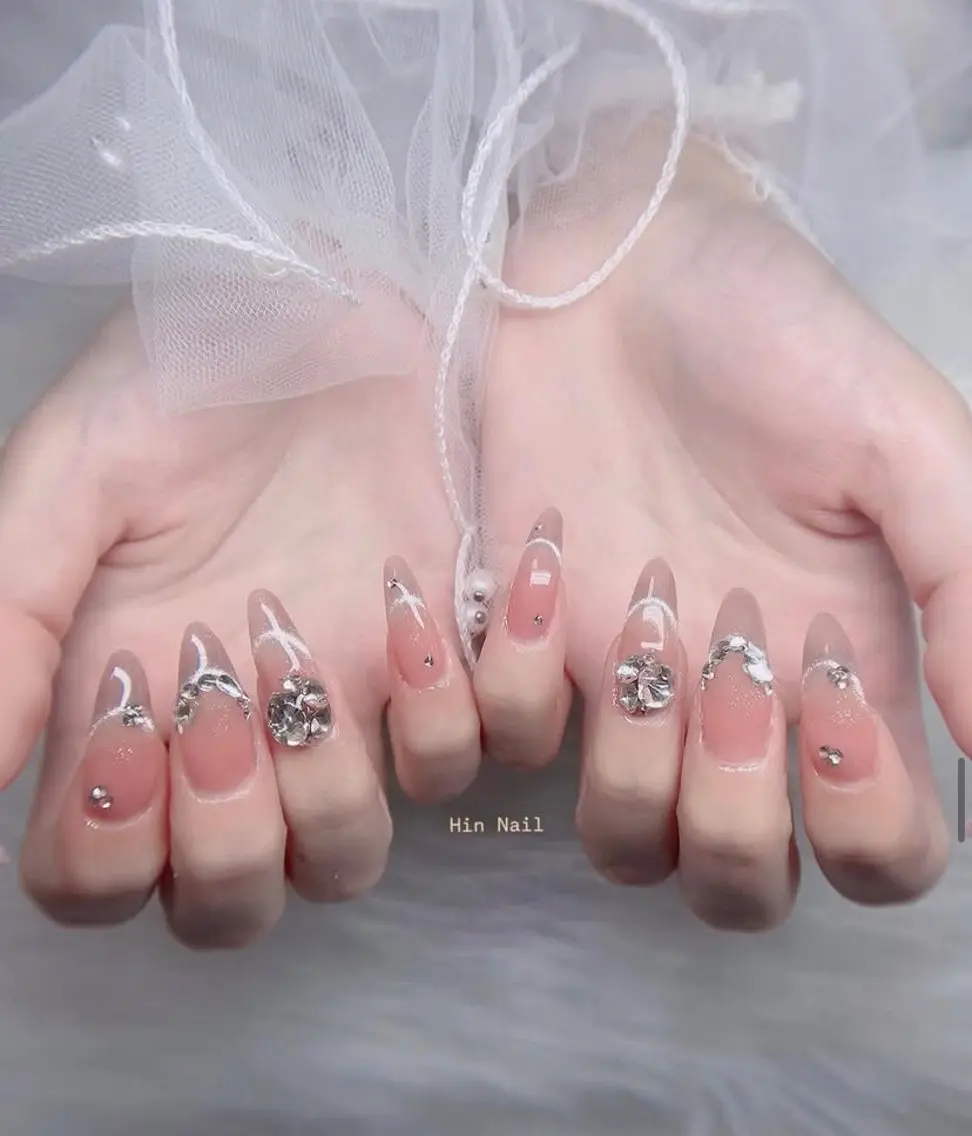 ネイル ハンドネイル Hin Nail 日本橋店のネイルデザイン