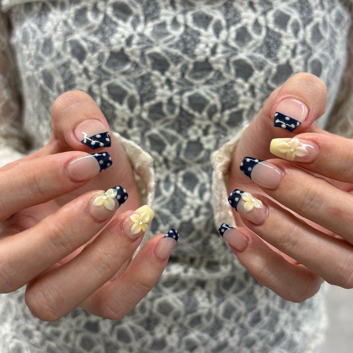 ネイル ハンドネイル yuria 🎀海外ネイル🌺のネイルデザイン