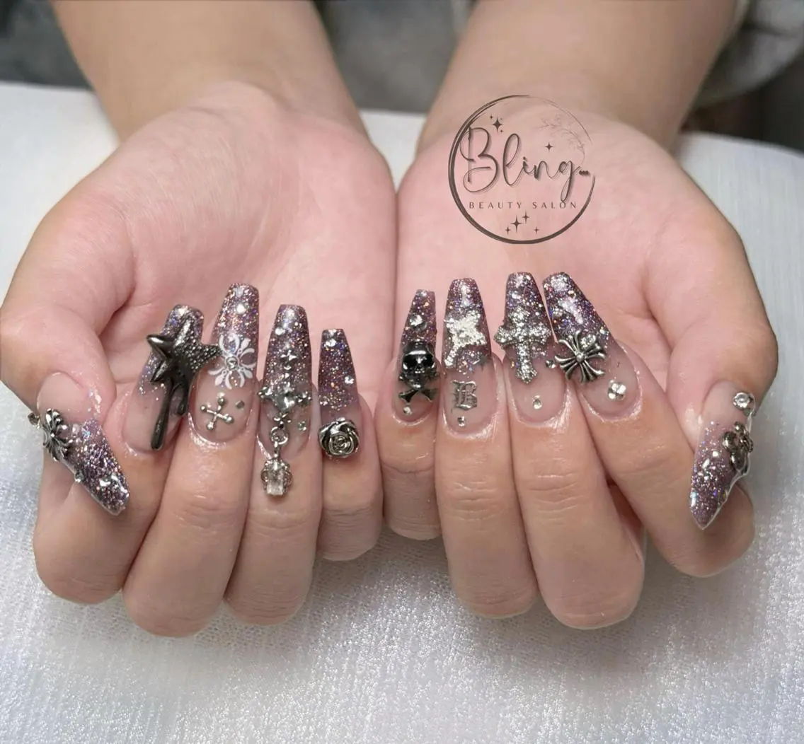 ロング 韓国風ヘア ハンドネイル Bling Salonのネイルデザイン