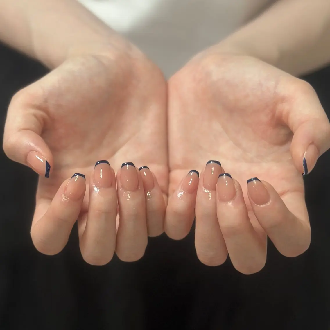 ネイル アートネイル オーロラネイル チークネイル フレンチネイル ガラスフレンチ 🎀YooLi Nail salonのネイルデザイン