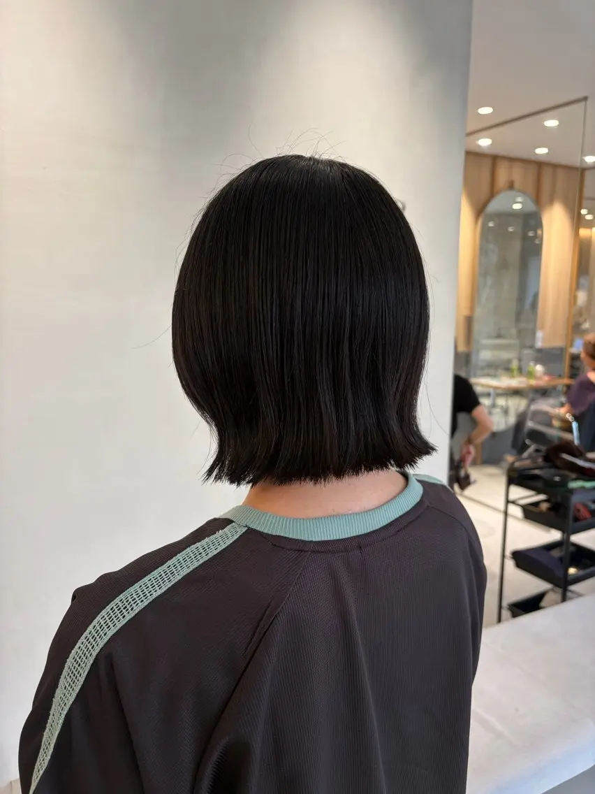 ショート 外ハネヘア カット ヘアカラー ✨🩵波多野 来実🩵✨のヘアスタイル