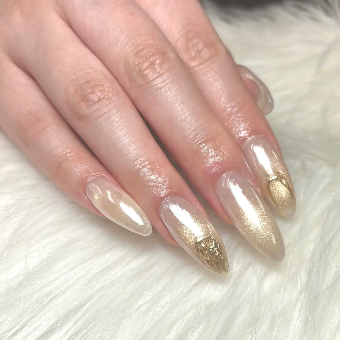 ネイル アートネイル マグネットネイル ミラーネイル ハンドネイル NAIL atre SAIKAのネイルデザイン