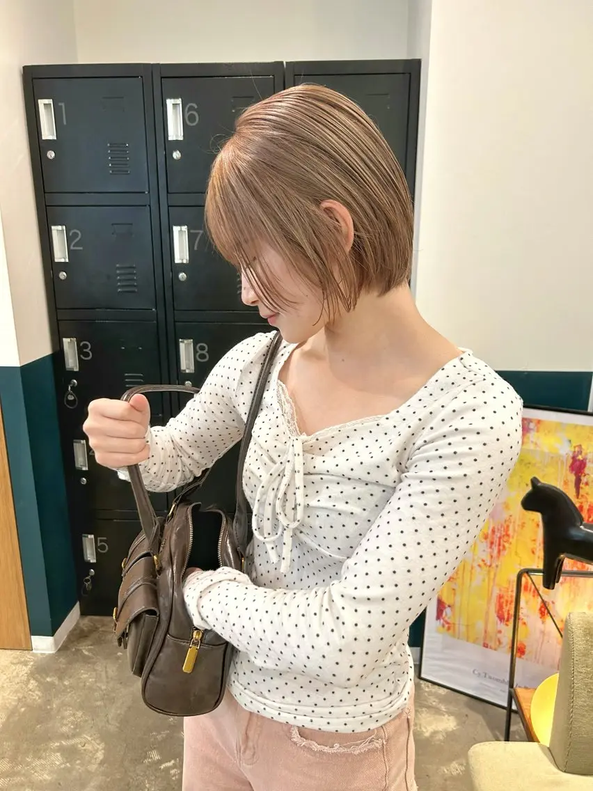 ショート カラー ベージュカラー ショートヘア カット ヘアカラー カラーリスト菅野 竜矢🌈のヘアスタイル