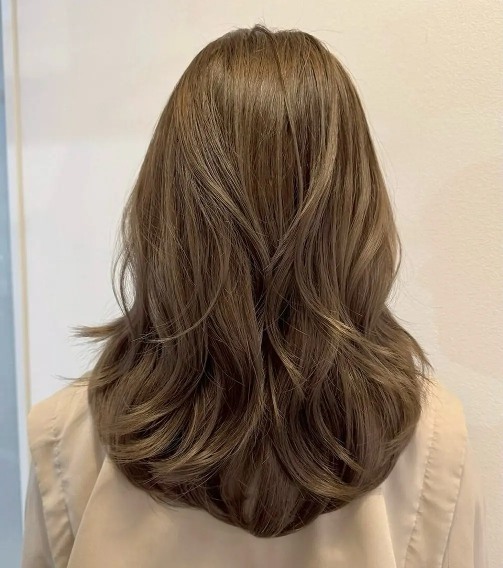 セミロング カラー カット ヘアカラー トリートメント 【韓国風、透明感】 韓国風⭐️新海龍哉のヘアスタイル