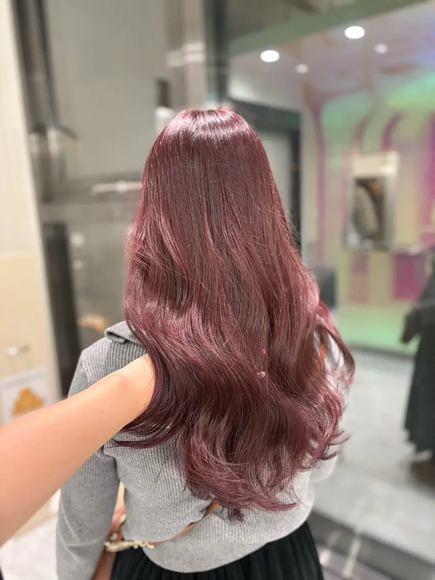 ロング カット ヘアカラー トリートメント かわいいモテカラー 🎀SAAKA🎀のヘアスタイル
