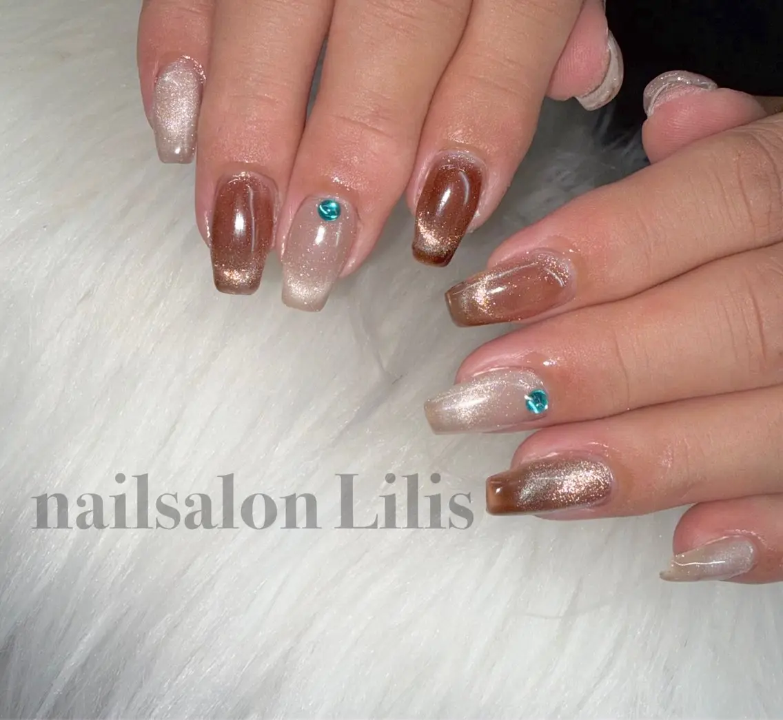 ネイル マグネットネイル nailsalon Lilisのネイルデザイン