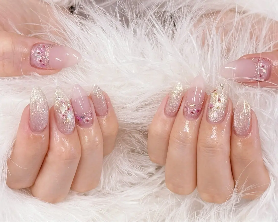 ネイル アートネイル フラッシュネイル フラワーネイル ジェルネイル ガーリー ハンドネイル Puti nailのネイルデザイン