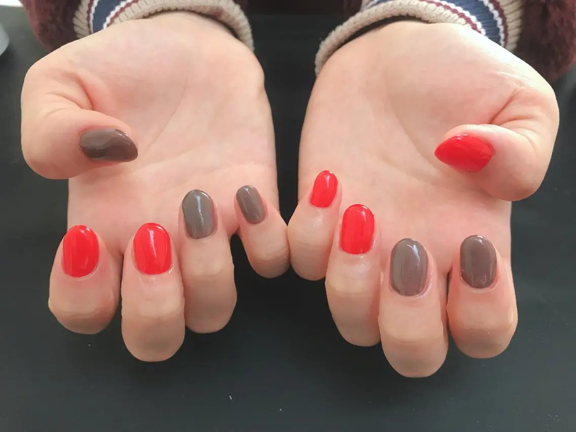 ネイル ハンドネイル nailroom DIASOMNIAのネイルデザイン