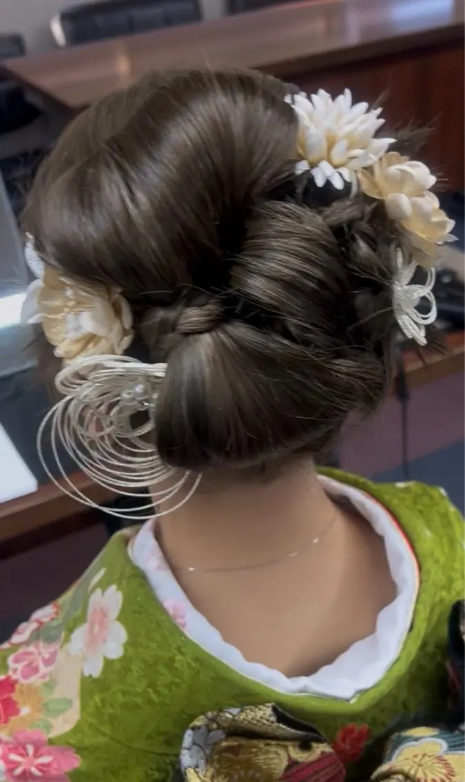 ヘアアレンジ ヘアセット ECXIA 【エクシア】のエステ・リラクイメージ