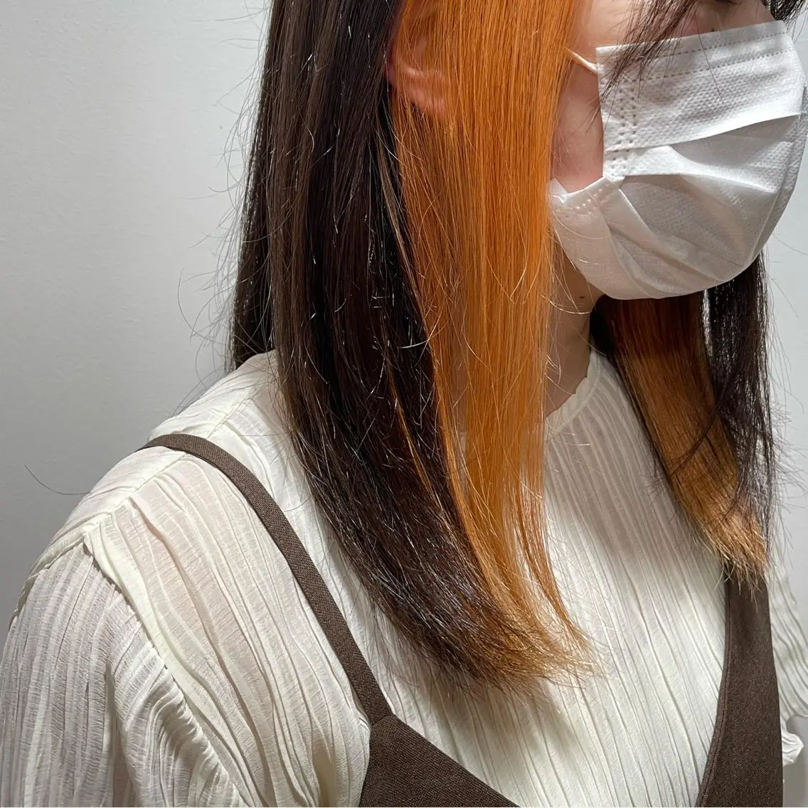 セミロング カラー オレンジ 韓国風カラー🤎 𝒄𝒉𝒊𝒌𝒂のヘアスタイル