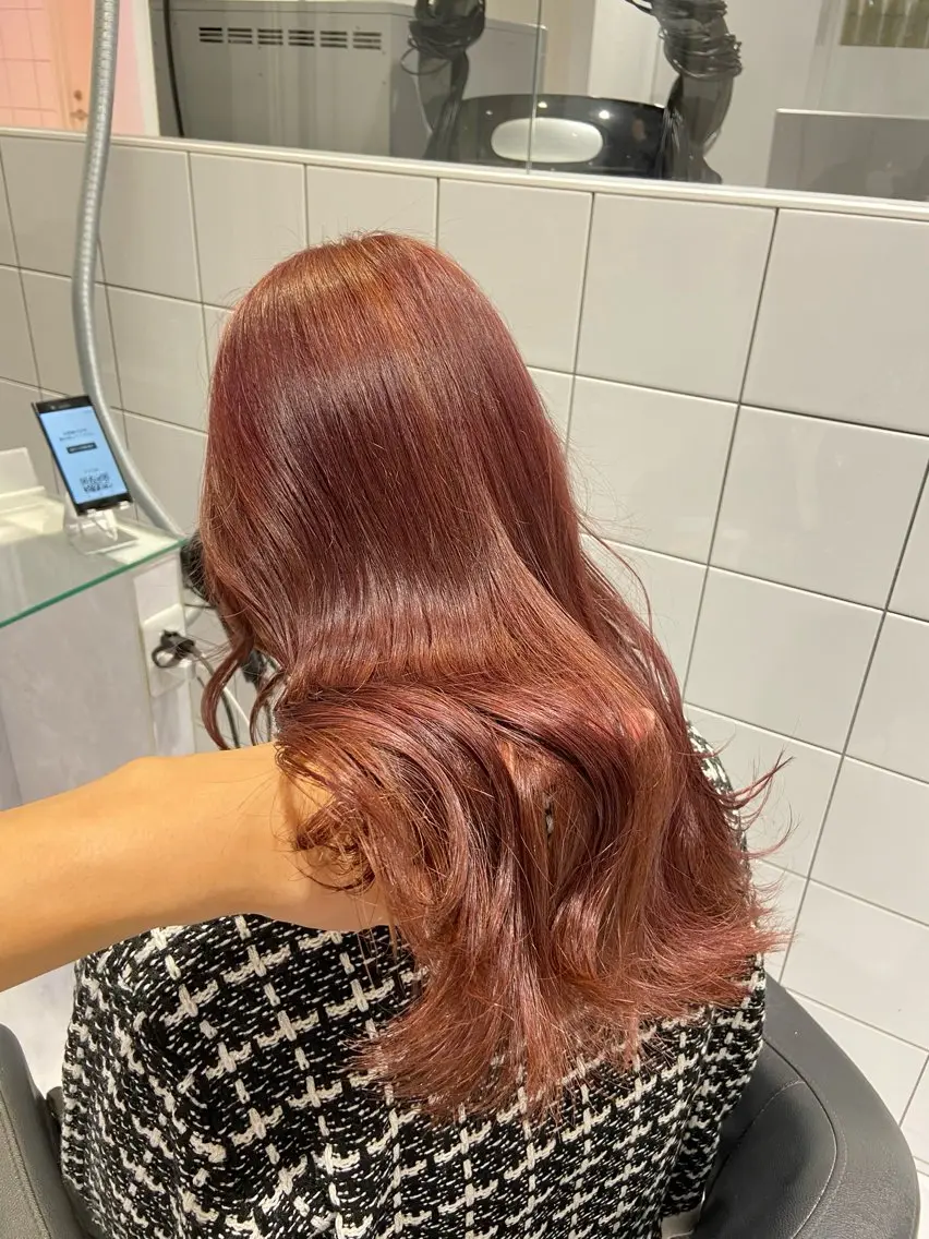 セミロング カラー センターパート特化 井上健太のヘアスタイル