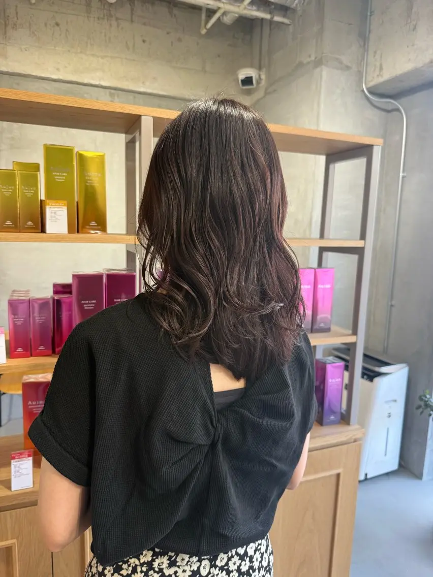 カラー ラベンダーカラー 湯浅 慈園のヘアスタイル