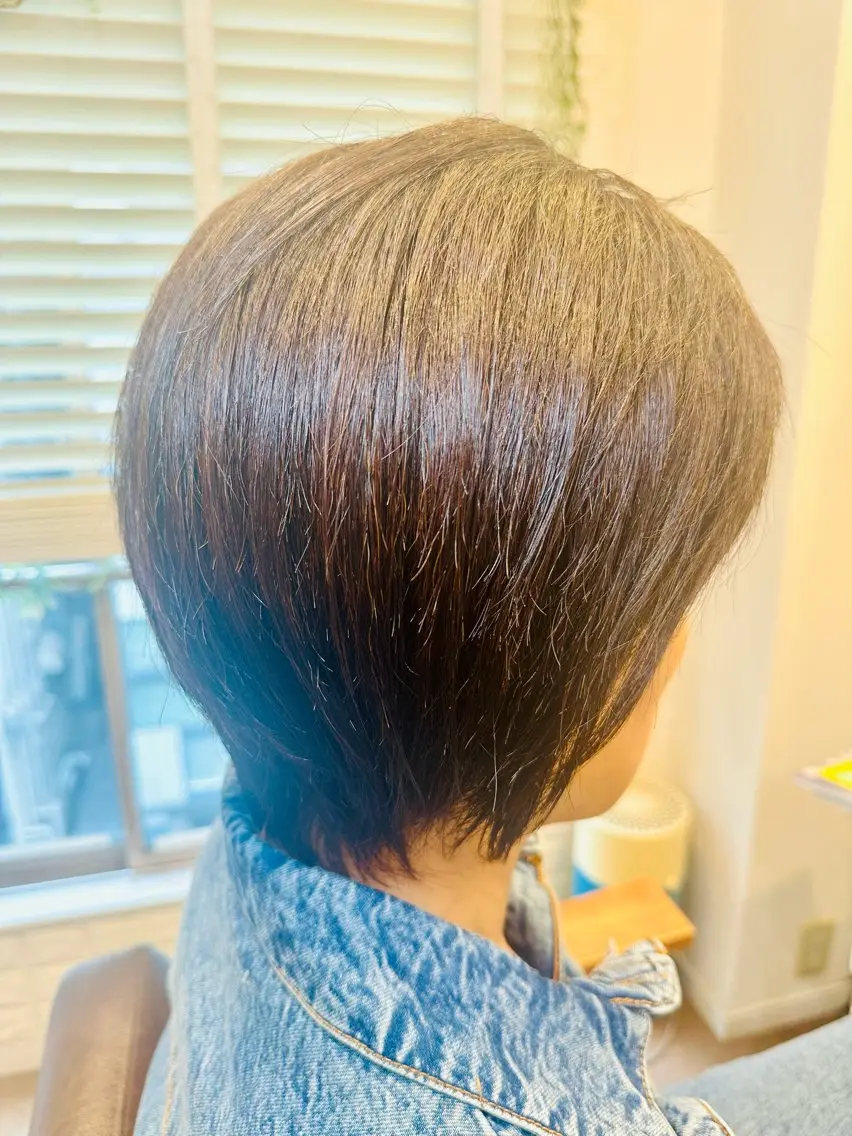 ショート カラー ブラウンカラー オリーブブラウン BANDE 水崎 悟のヘアスタイル