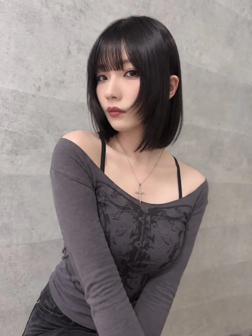 ミディアム カラー ボブレイヤー 黒髪 ボブ レイヤーカット カット ヘアカラー トリートメント Grow by NYNY 打越裕樹のヘアスタイル
